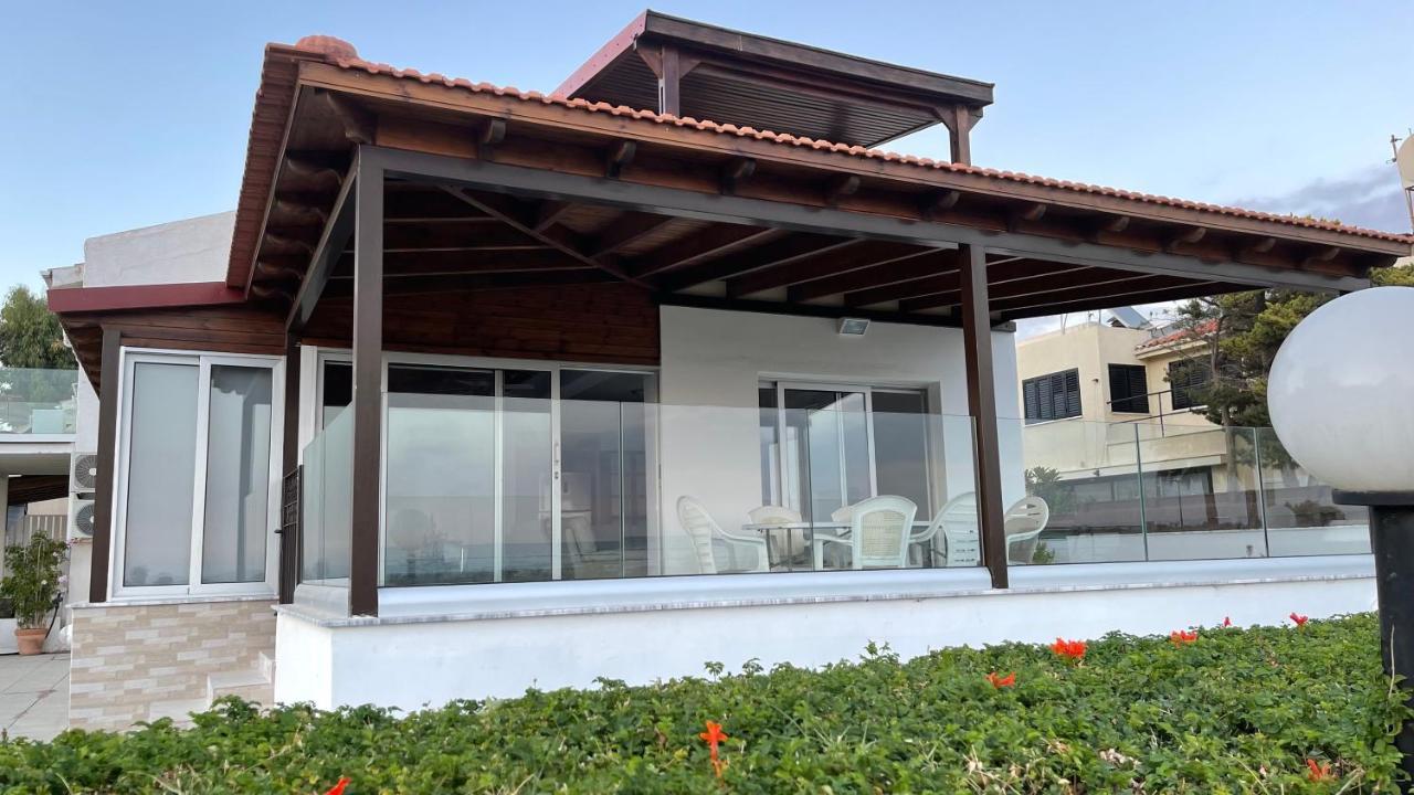 Beachfront Villa - Dasaki Larnaca Exterior photo